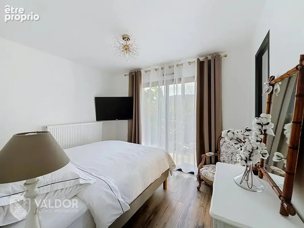 Maison contemporaine avec jaccuzi à Quincié-en-Beaujolais - photo 8