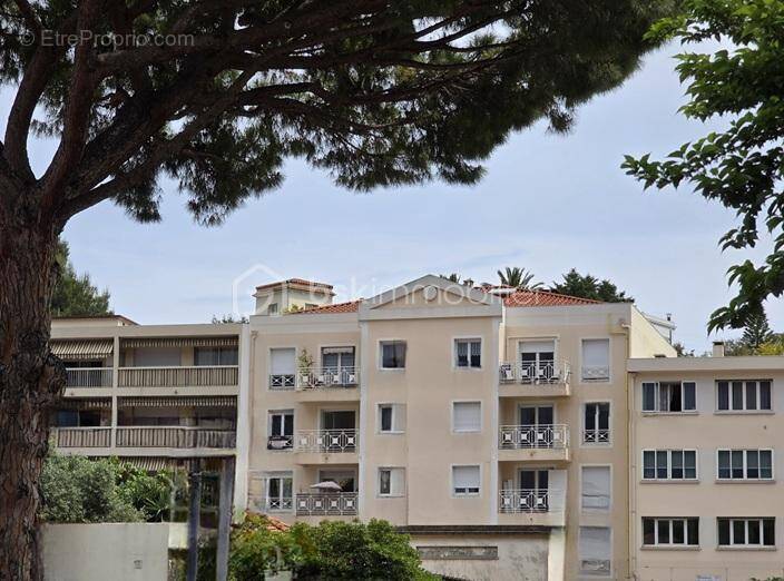 Appartement à LE CANNET