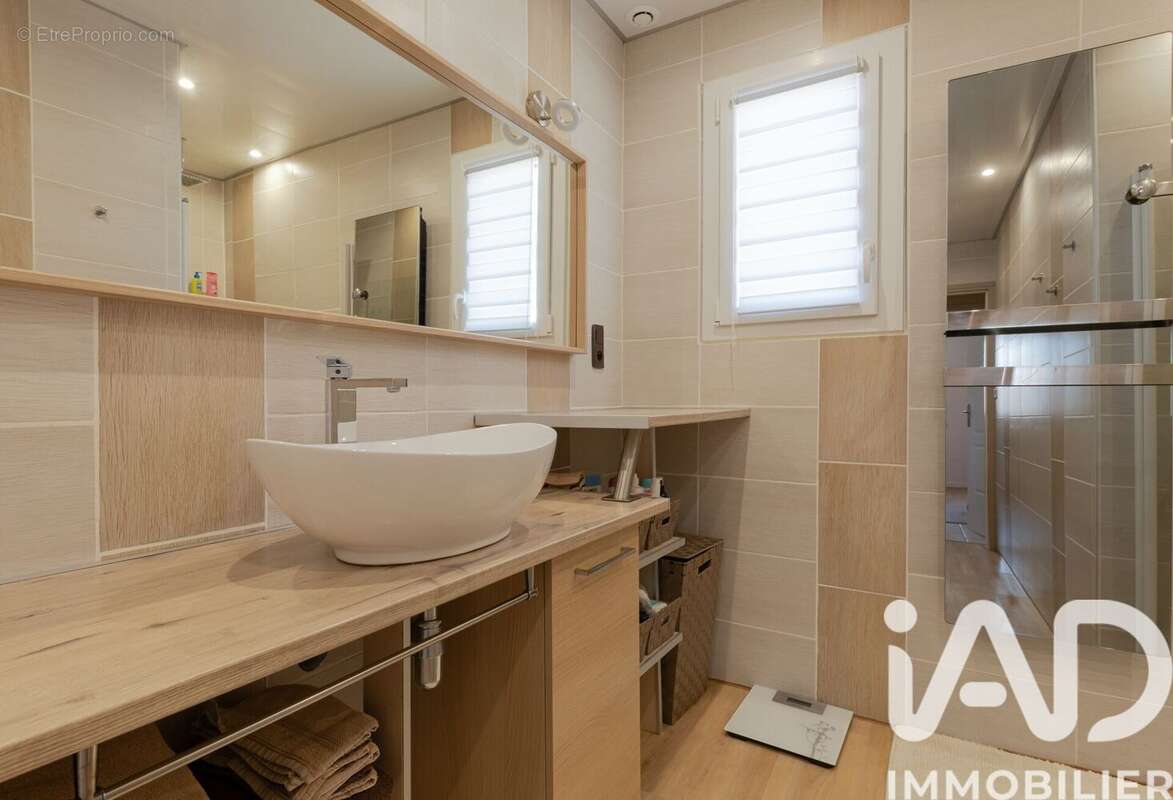 Photo 8 - Maison à SERMAISE
