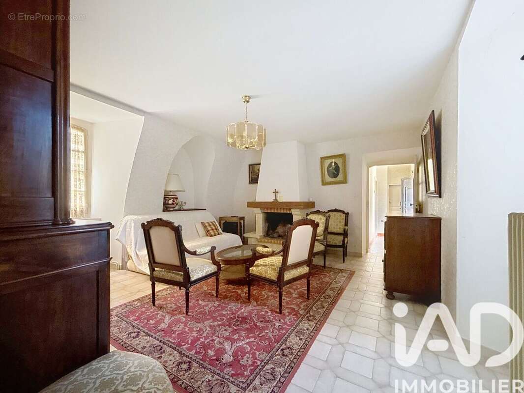 Photo 6 - Maison à SAINT-GEORGES-DE-LUZENCON