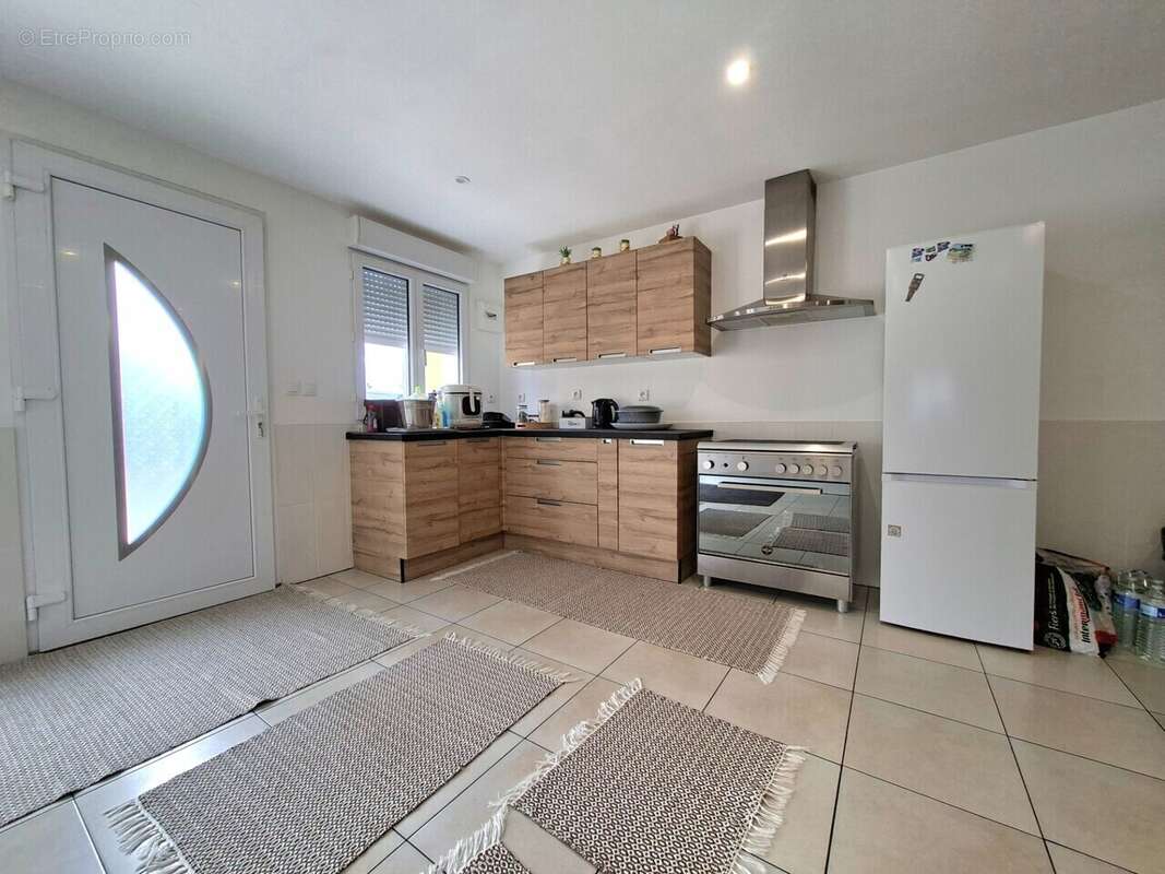 Maison à SAINT-AUBIN-LE-CAUF