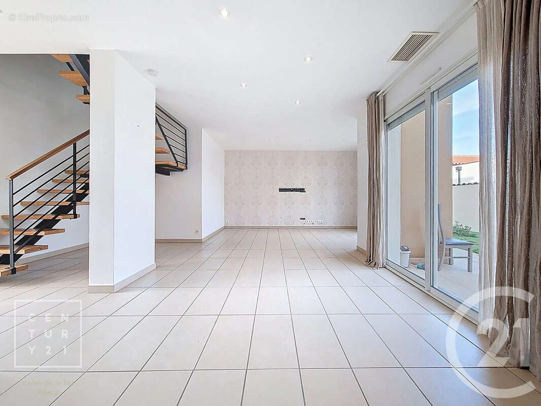 Maison à CORNEILLA-LA-RIVIERE