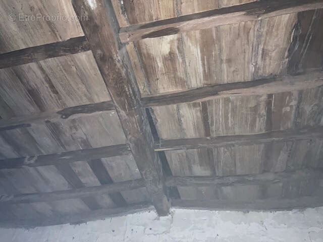 Maison à MONTLIEU-LA-GARDE