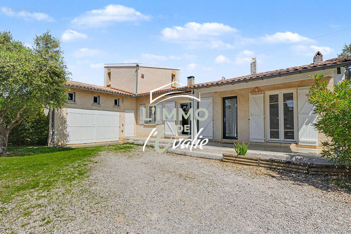 Maison à LARRA