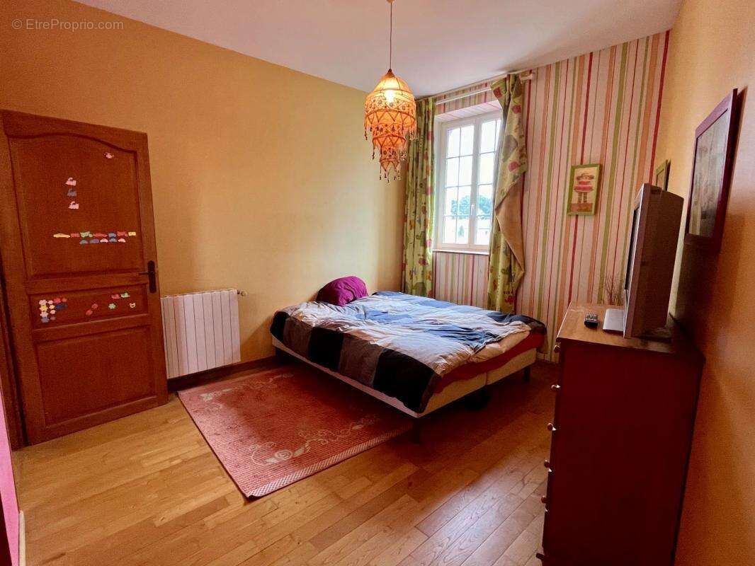 Maison à SAINT-LAURENT-DE-NESTE