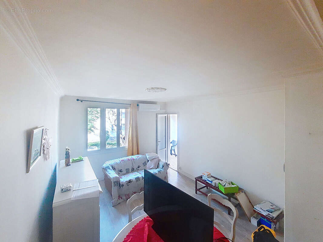 Appartement à MARSEILLE-9E