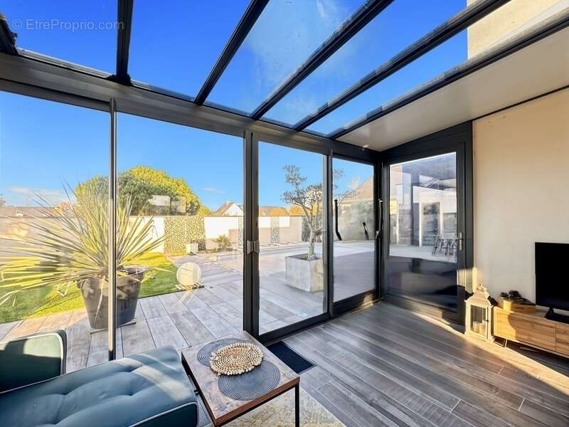 Maison à LES PONTS-DE-CE