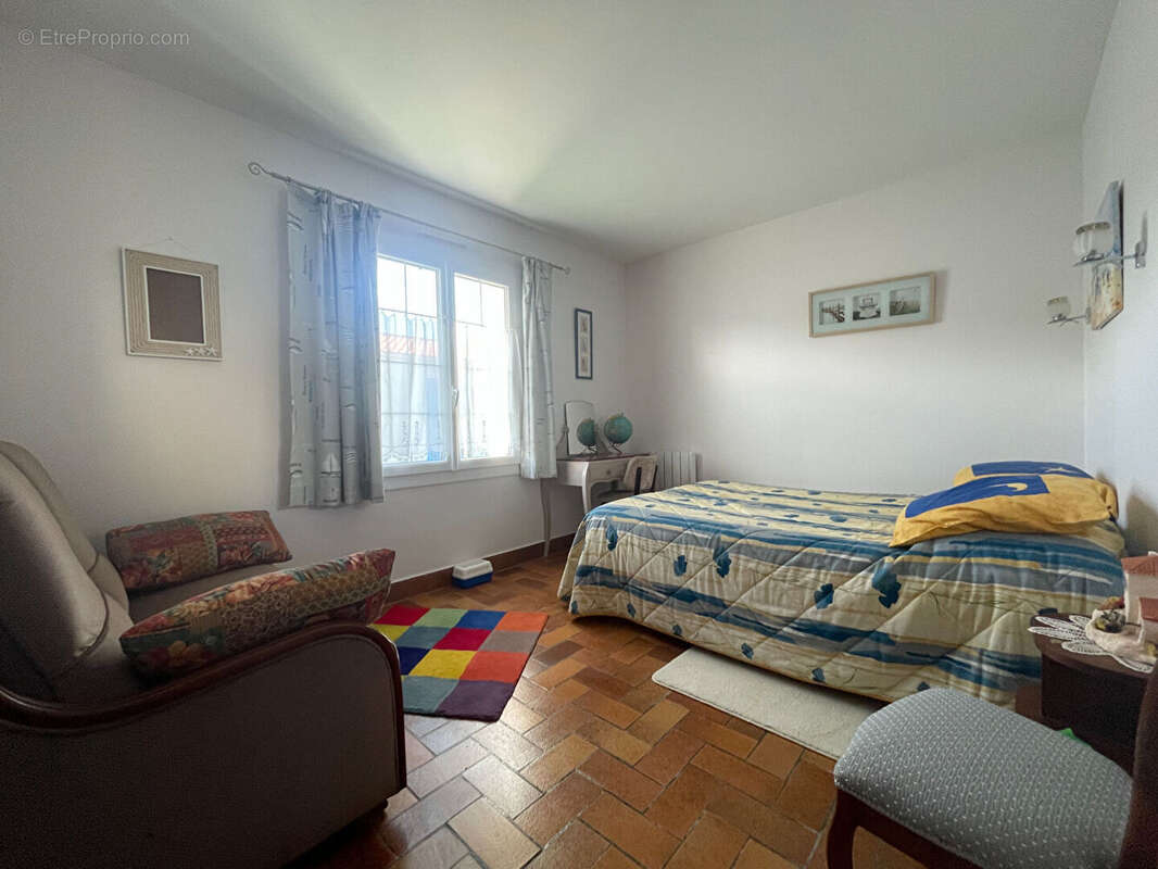 Maison à LA BREE-LES-BAINS