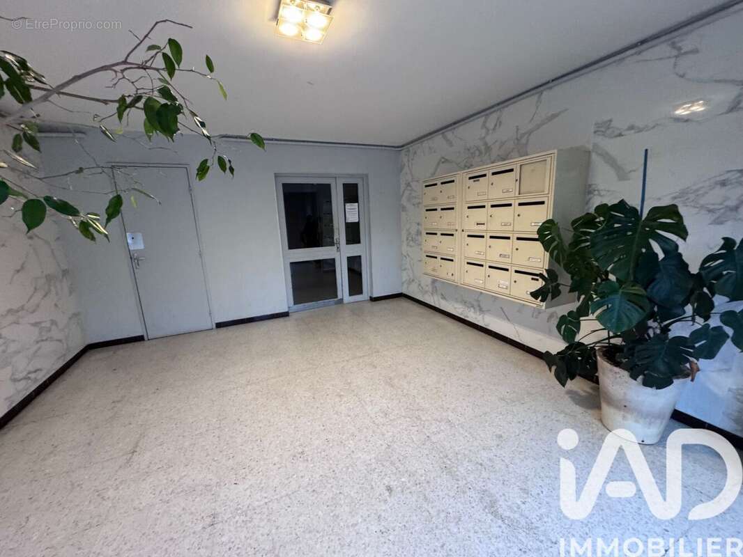 Photo 9 - Appartement à MARSEILLE-14E