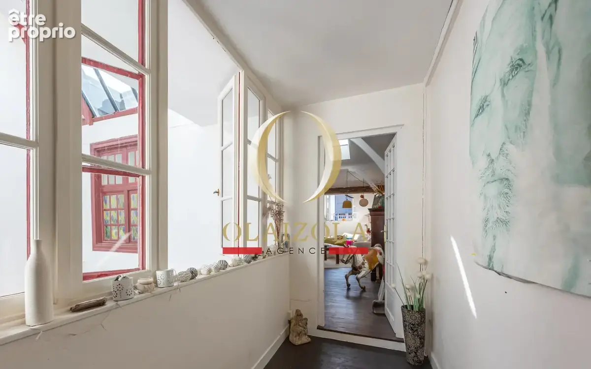 BAYONNE - Appartement T3 au dernier étage, vue cathédrale - photo 11