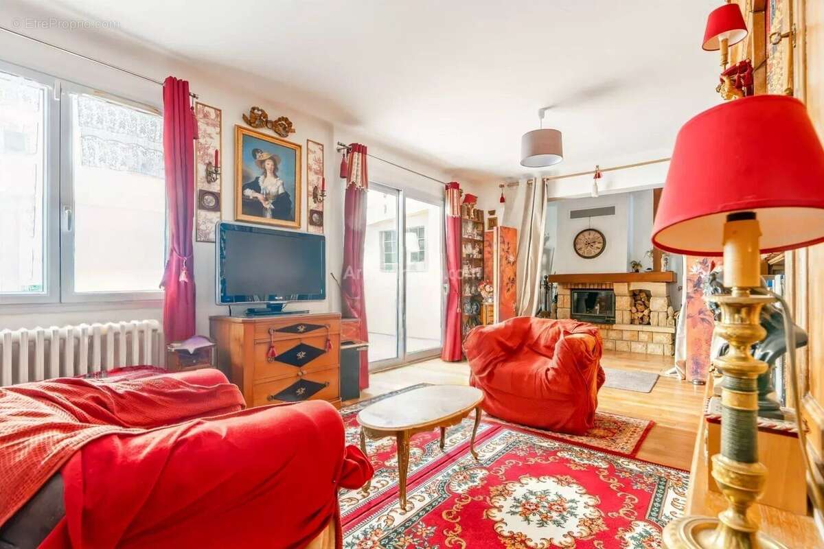 Maison à THORIGNY-SUR-MARNE
