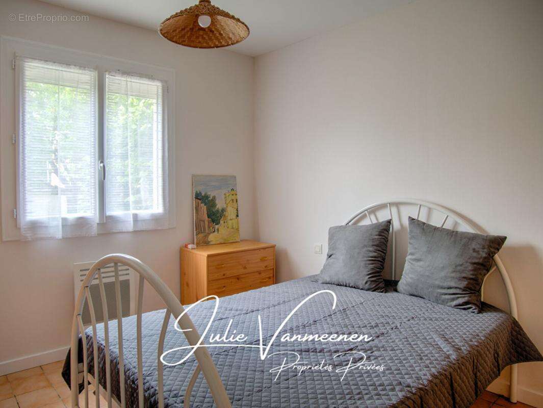 La Salvetat-Saint-Gilles (31880) - Maison T5 de plain-pied - 3 chambres - Véranda - Garage - Terrain 644 m2 - photo 13