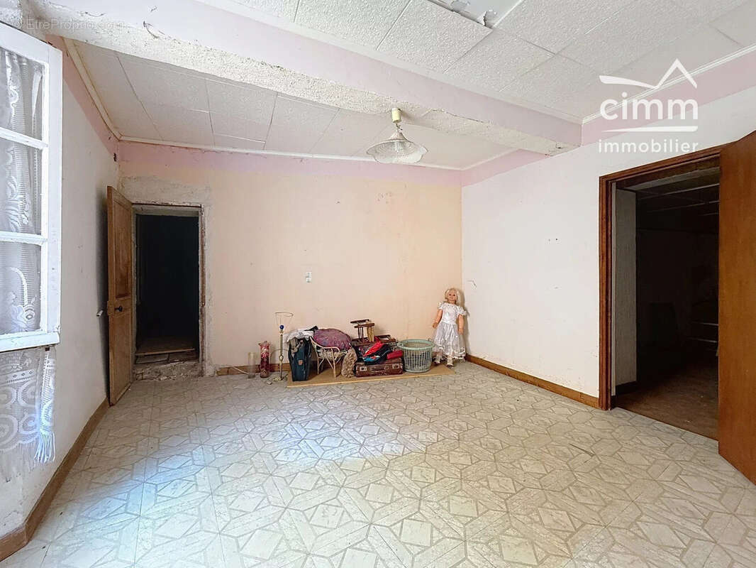 Maison 180 m² à Mazan  - photo 6
