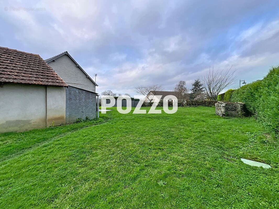 Maison à SAINTE-MARGUERITE-D'ELLE