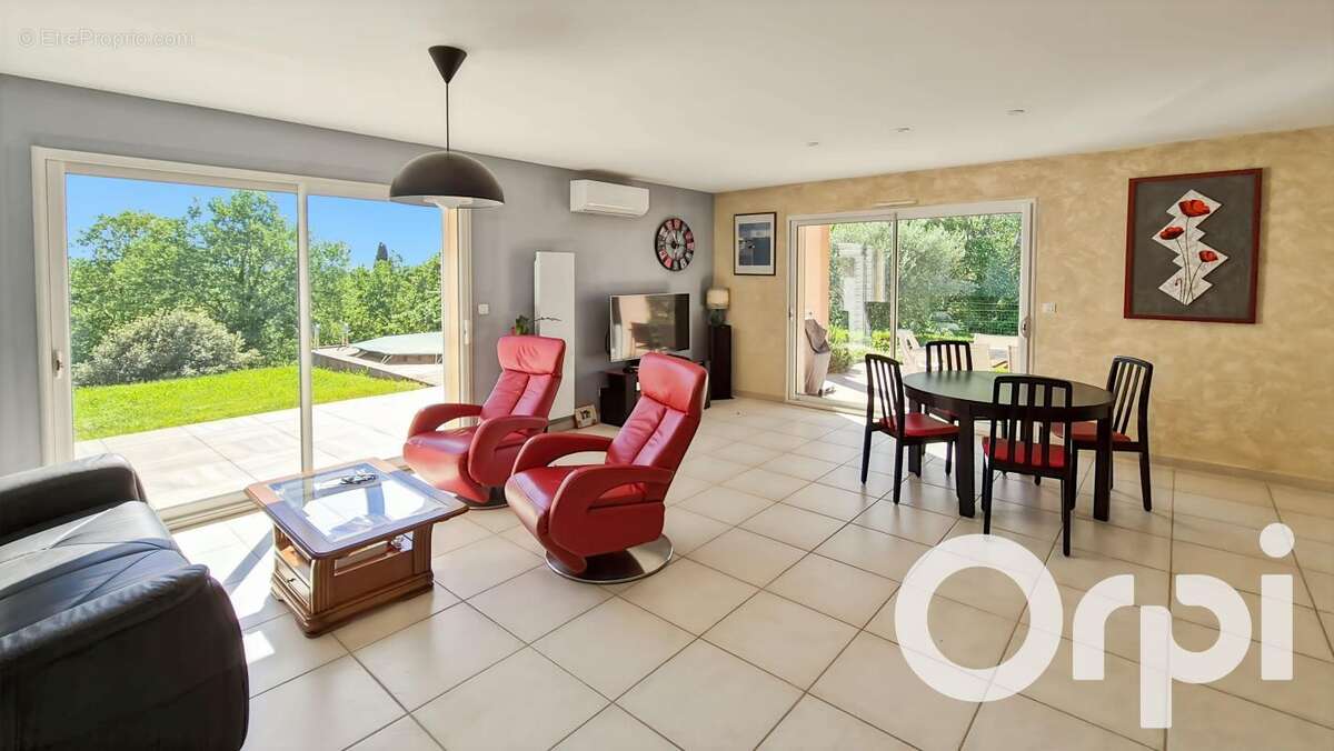 Maison à SAINT-MARTIN-D'ARDECHE