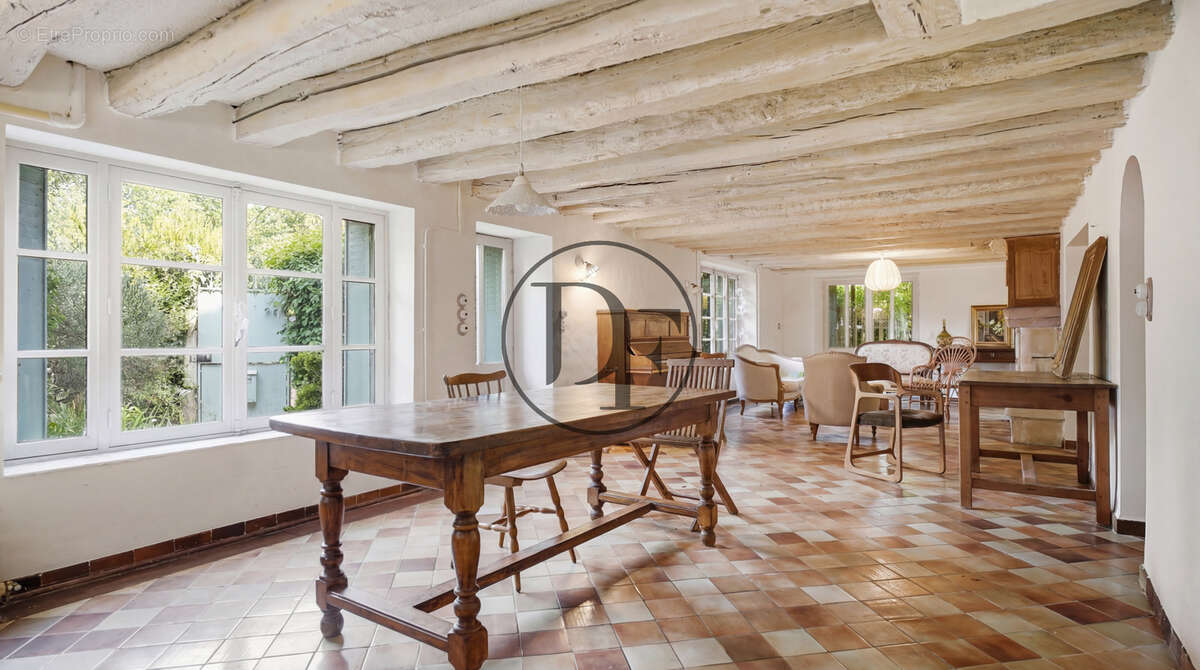 Maison à SAMOIS-SUR-SEINE