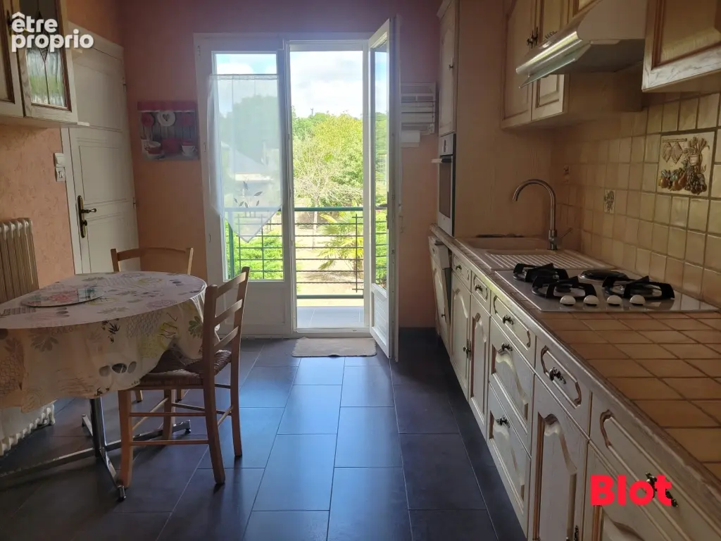 Maison 89 m² à Saint-Aubin-D'aubigne  - photo 4