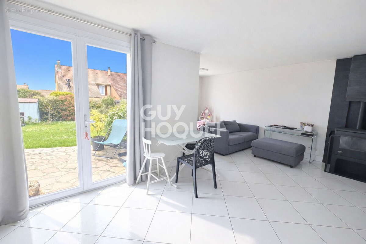 Maison à AUBERGENVILLE