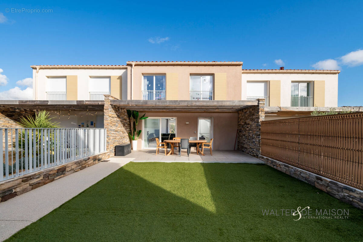 Maison à CARQUEIRANNE