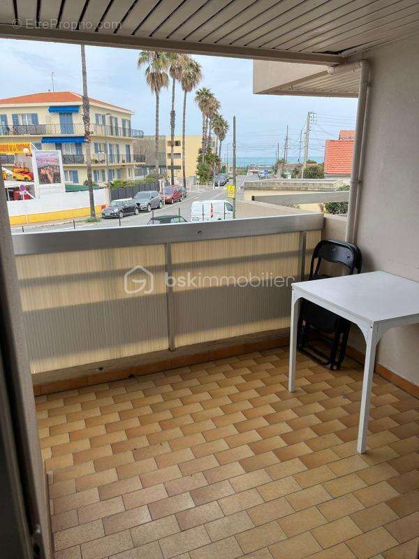 Studio rénové avec balcon et aperçu mer – Idéal investissement - photo 5