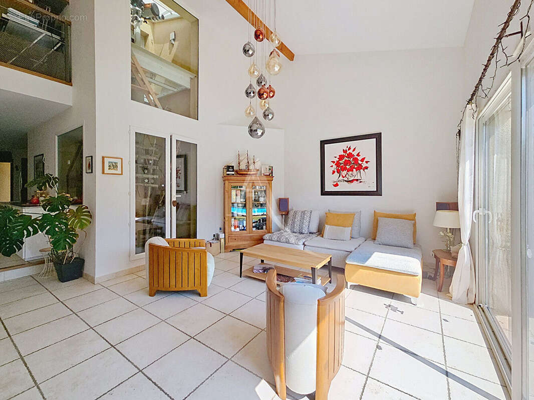 Maison à LAPEYROUSE-FOSSAT