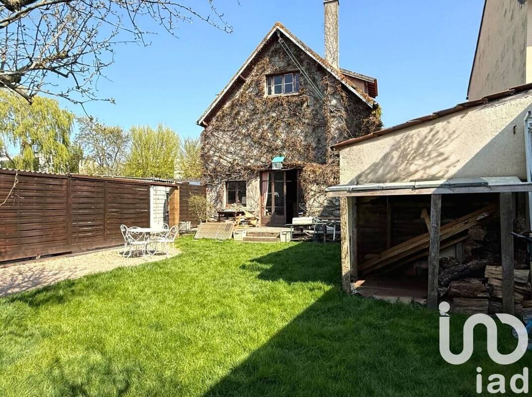 Photo 1 - Maison à PLAISIR