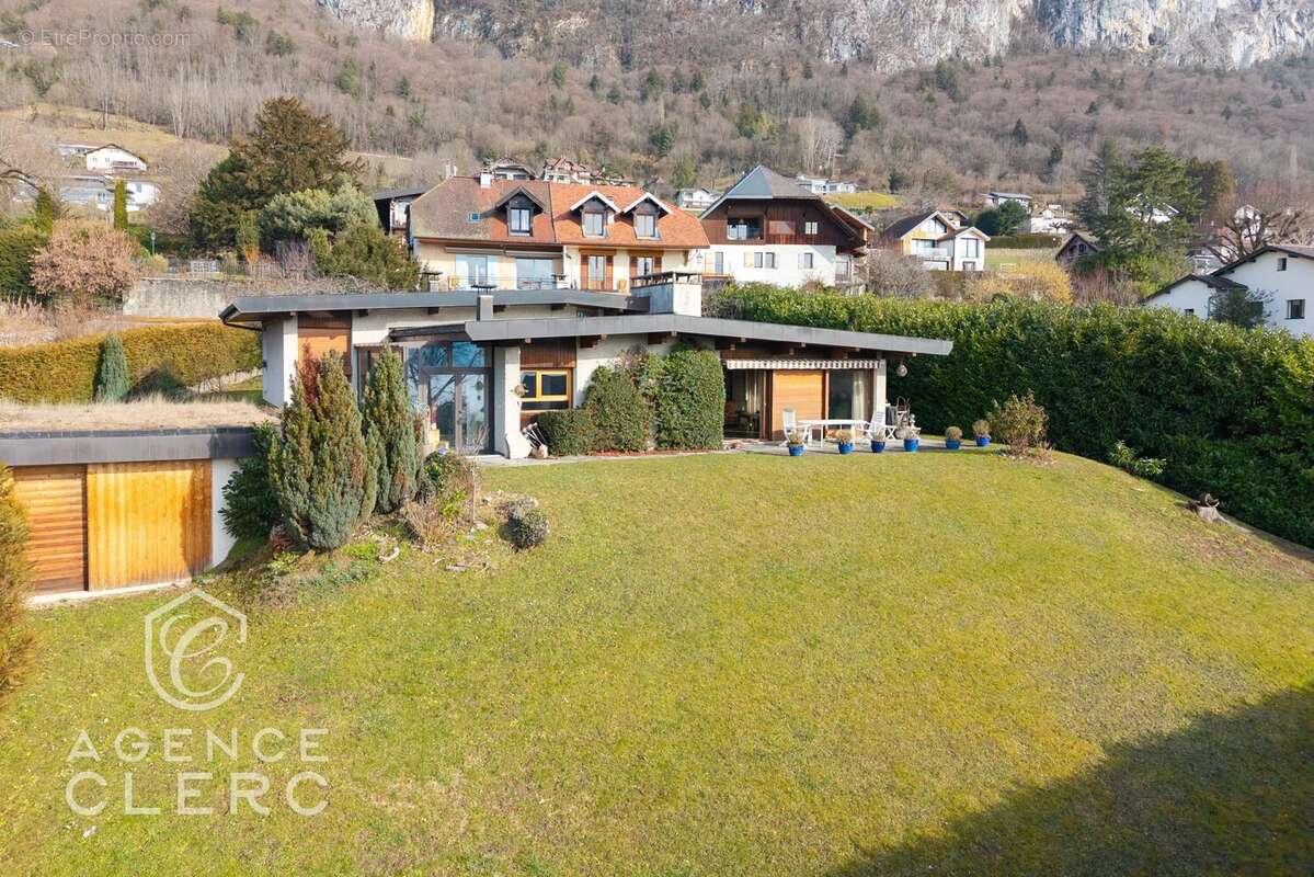 Maison à VEYRIER-DU-LAC