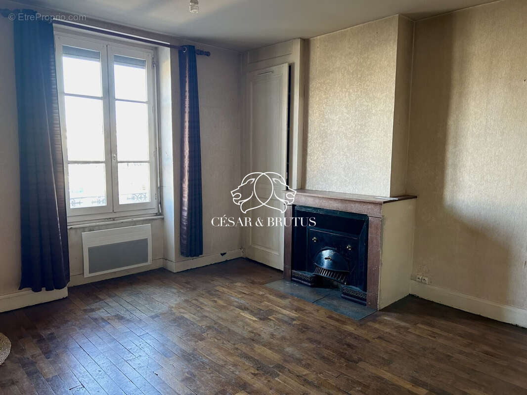 Appartement à LYON-9E