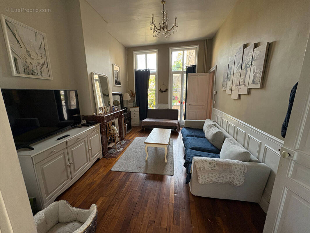 Maison à SAINT-QUENTIN