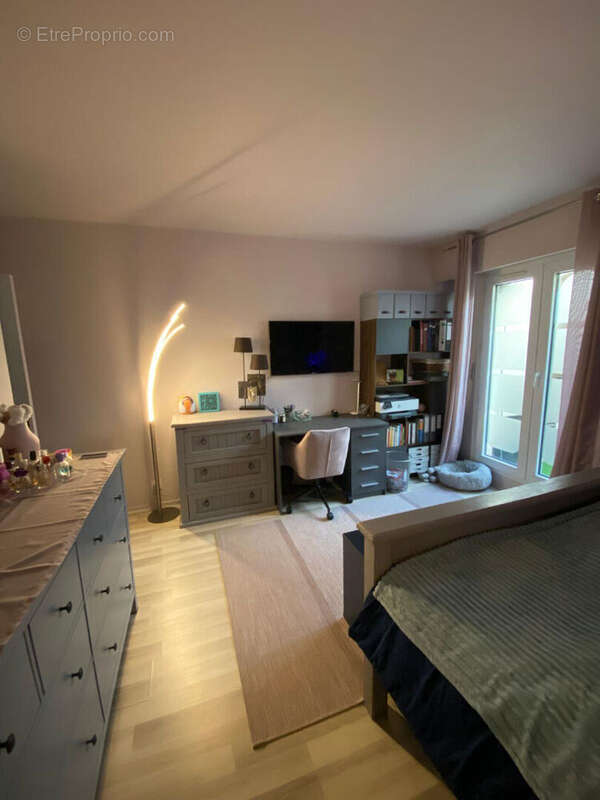 Appartement à SURESNES