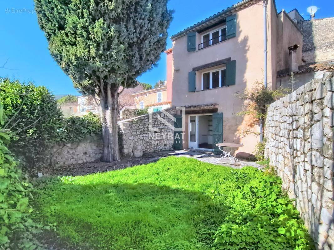 Maison à PEYMEINADE