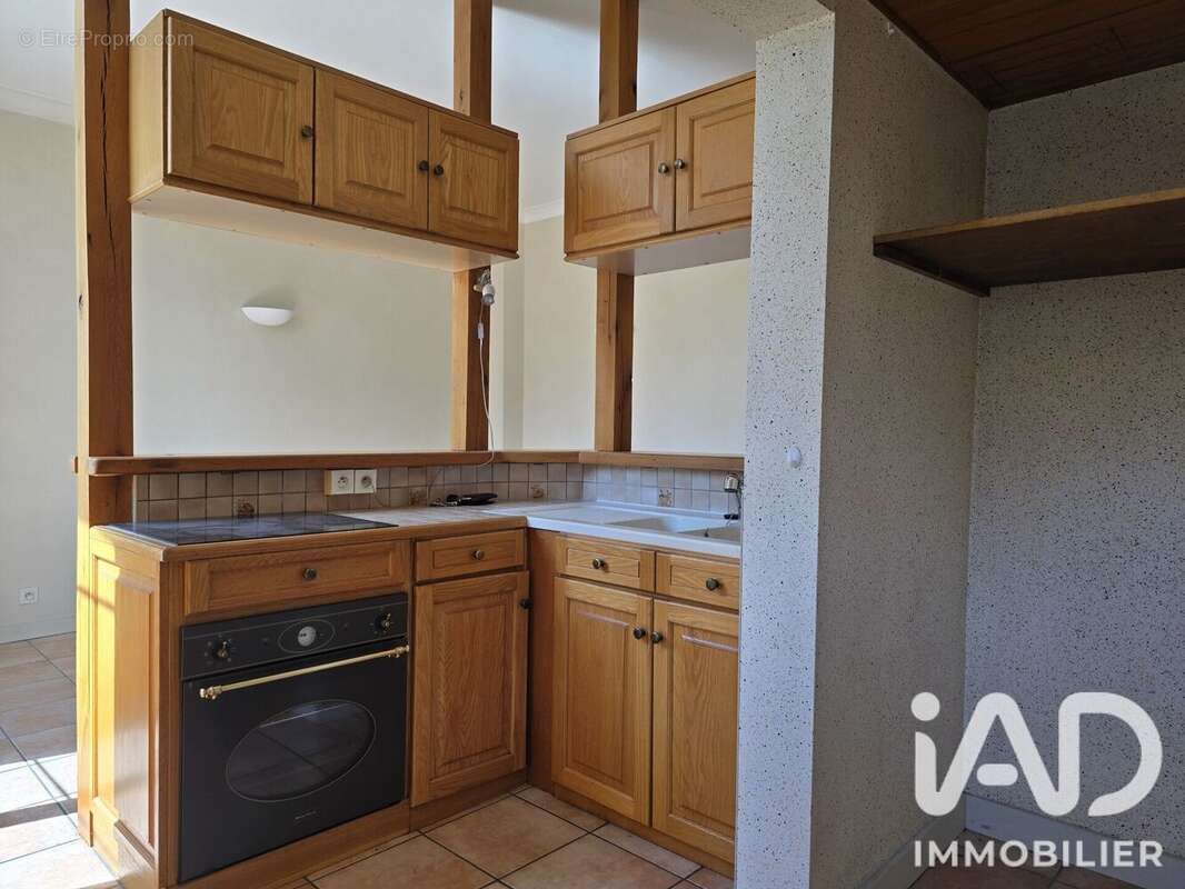 Appartement 38 m² à Blois  - photo 2