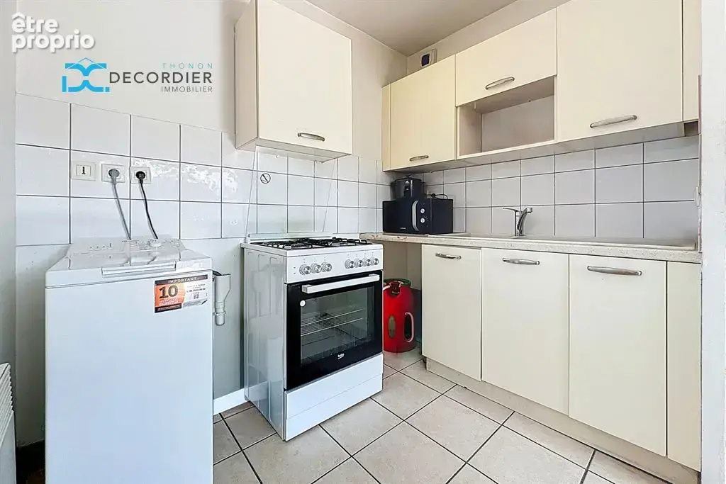 T3 lumineux de 61,35m² – proche centre-ville & gare – cave - 2 parkings couverts ! - photo 7