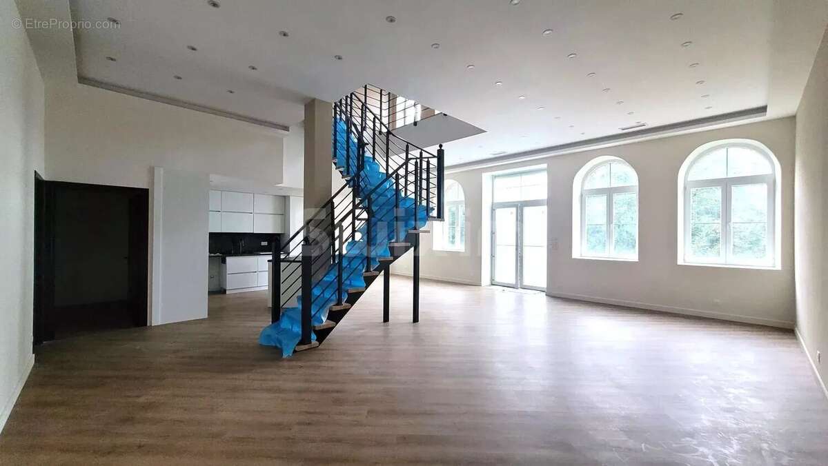 Appartement à LONS-LE-SAUNIER