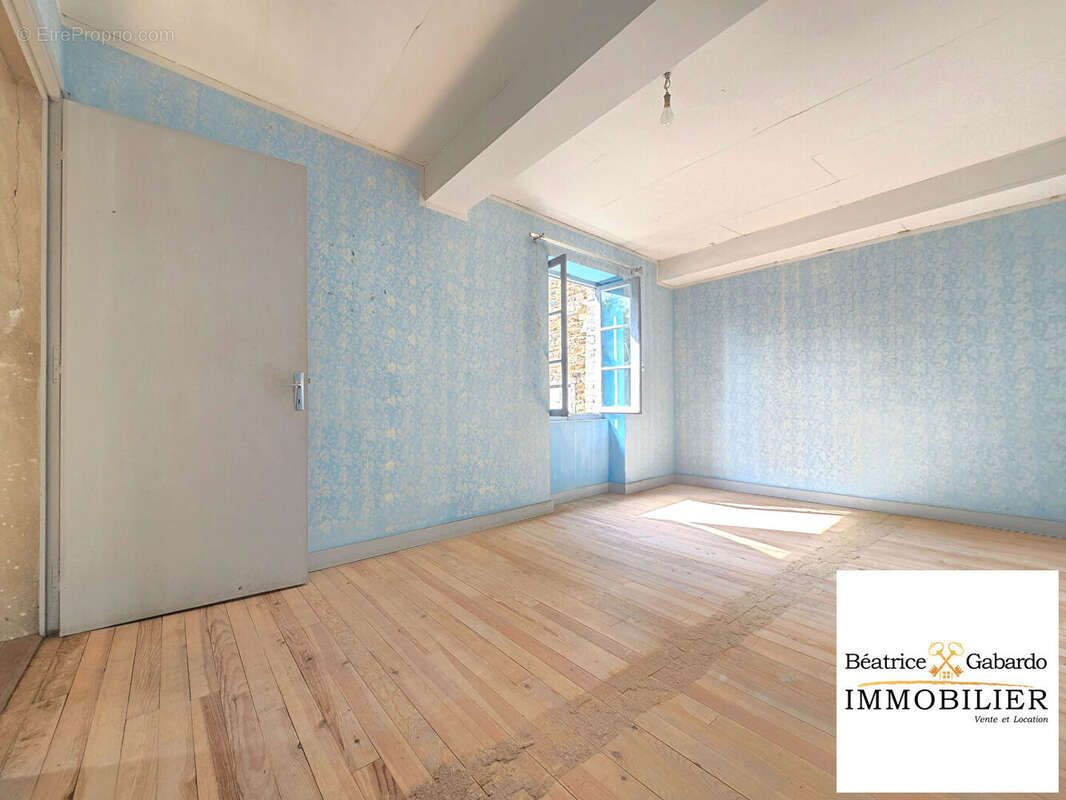 Maison Chamelet 6 pièce(s) 183 m2 - photo 12