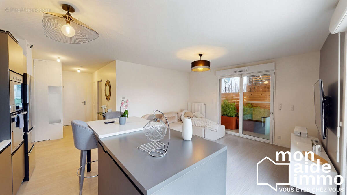 Appartement à VILLENAVE-D'ORNON