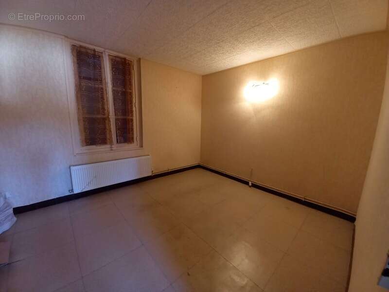 Maison à SERMAIZE-LES-BAINS