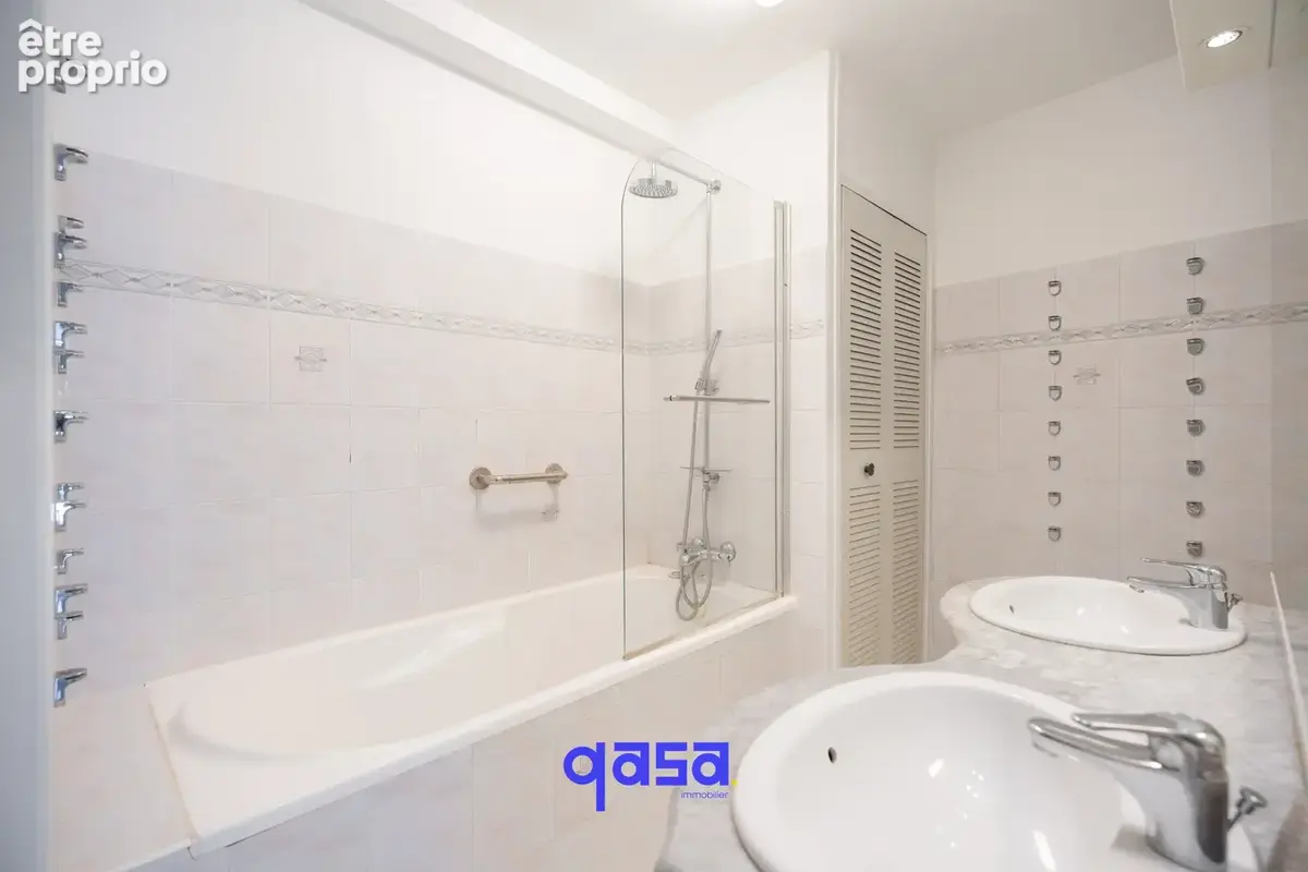 Saint Victor 13007, Beau T3 avec extérieur. - photo 13