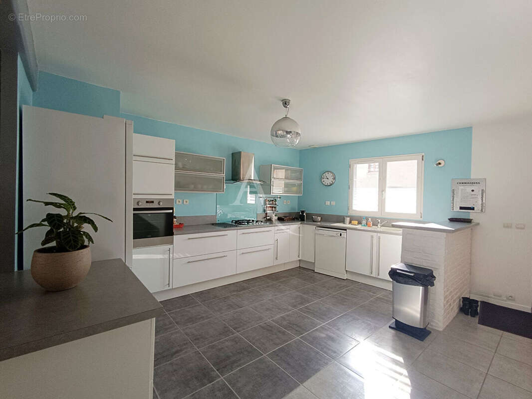 Maison à PONT-DU-CHATEAU