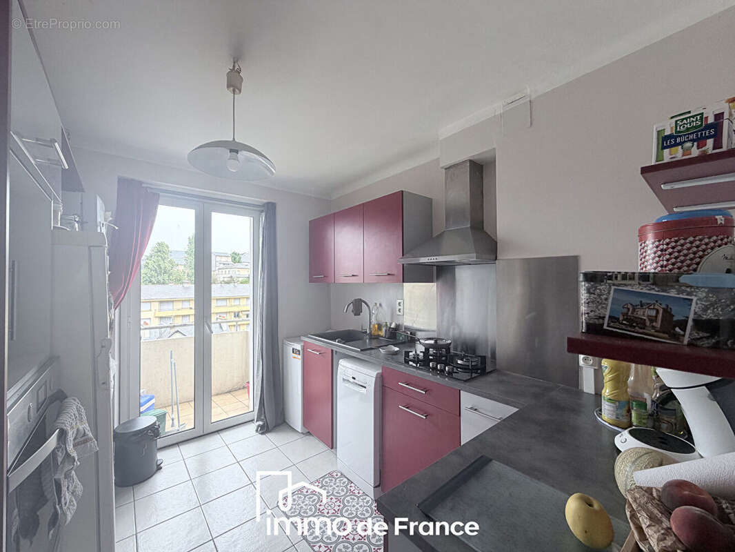 Appartement Rodez 4 pièce(s) 80.67 m2 - photo 5