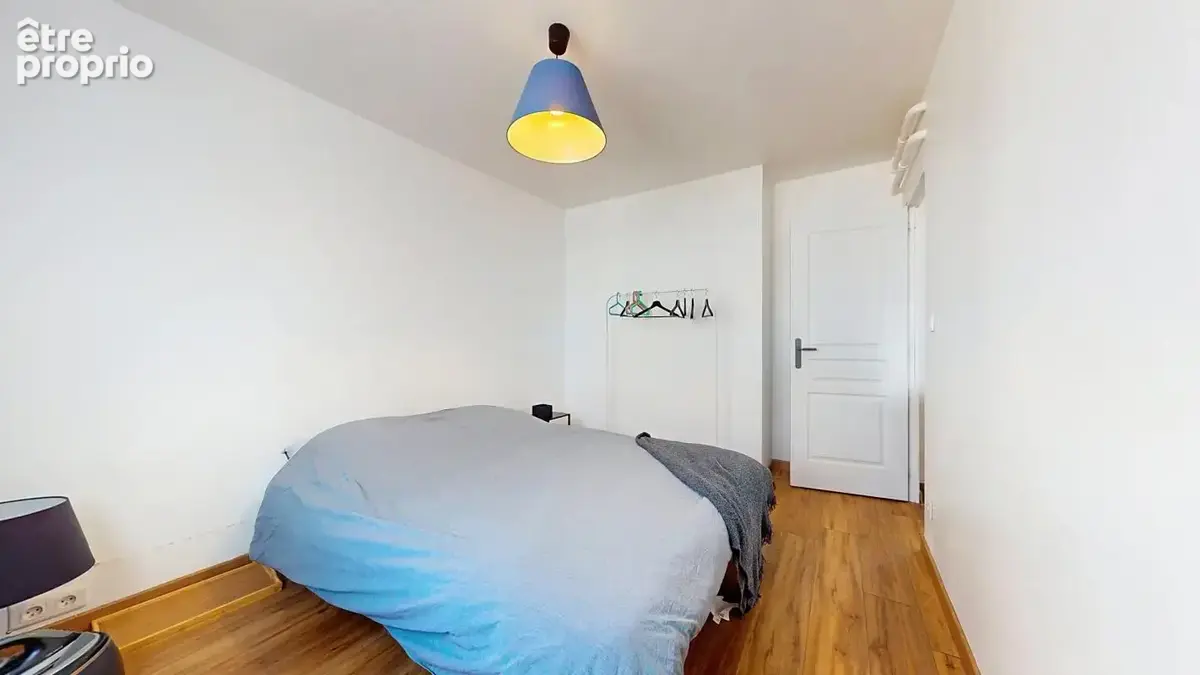A VENDRE - Europe- Appartement de Type 4 avec BALCON et CAVE - photo 6