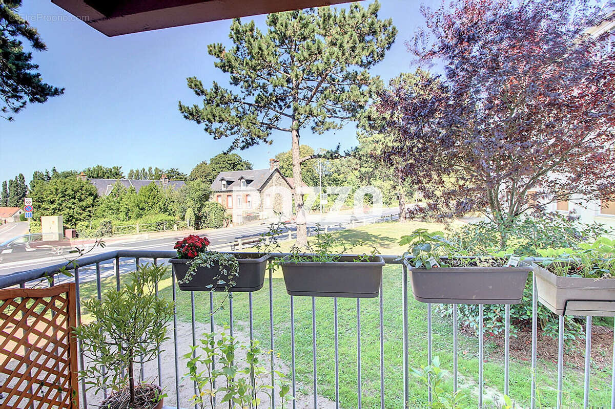 VENTE : appartement F3 (71,92 m² Carrez) à GRANVILLE - photo 3