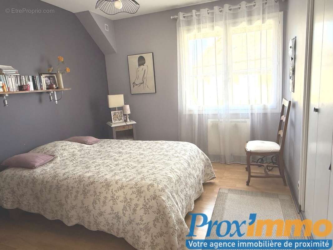 Maison à MIRIBEL-LES-ECHELLES