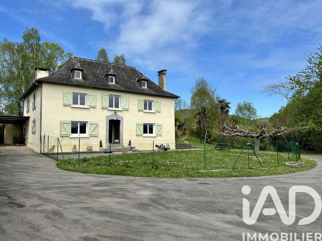 Maison 830 m² à Aramits  - photo 4