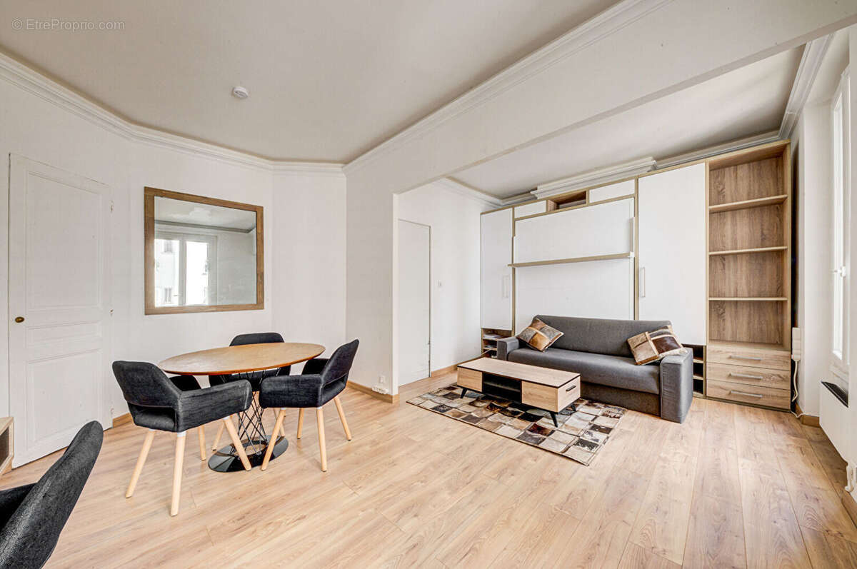 Appartement à PARIS-19E