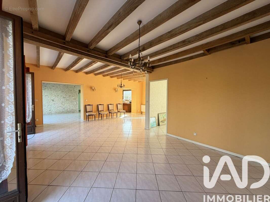 Maison 118 m² à Aulnay-La-Riviere  - photo 6