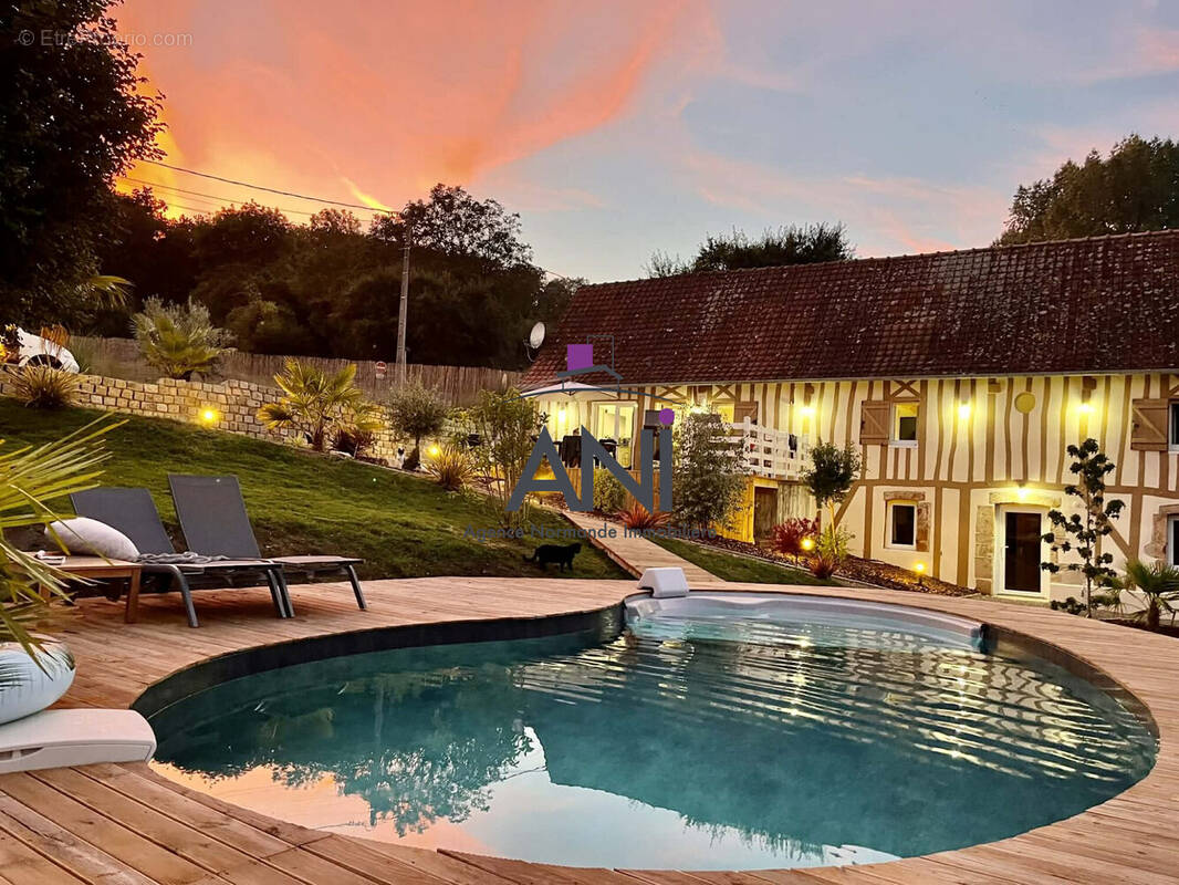 Maison à AVREMESNIL