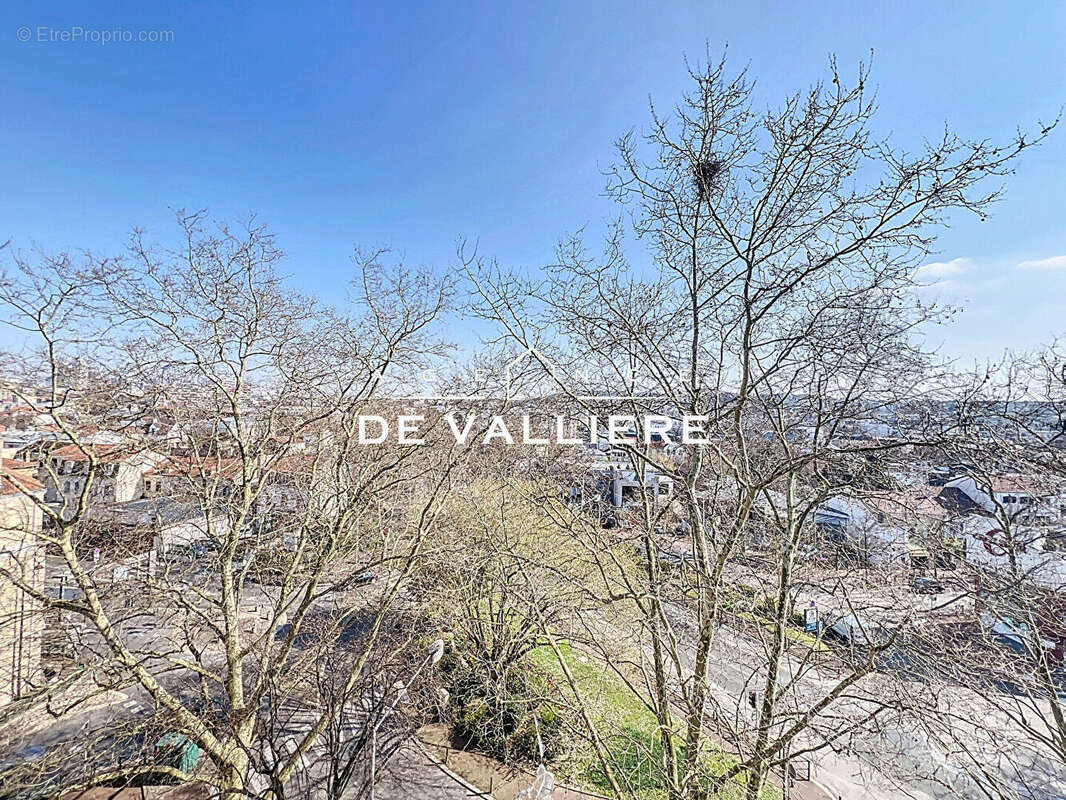 Appartement à NANTERRE