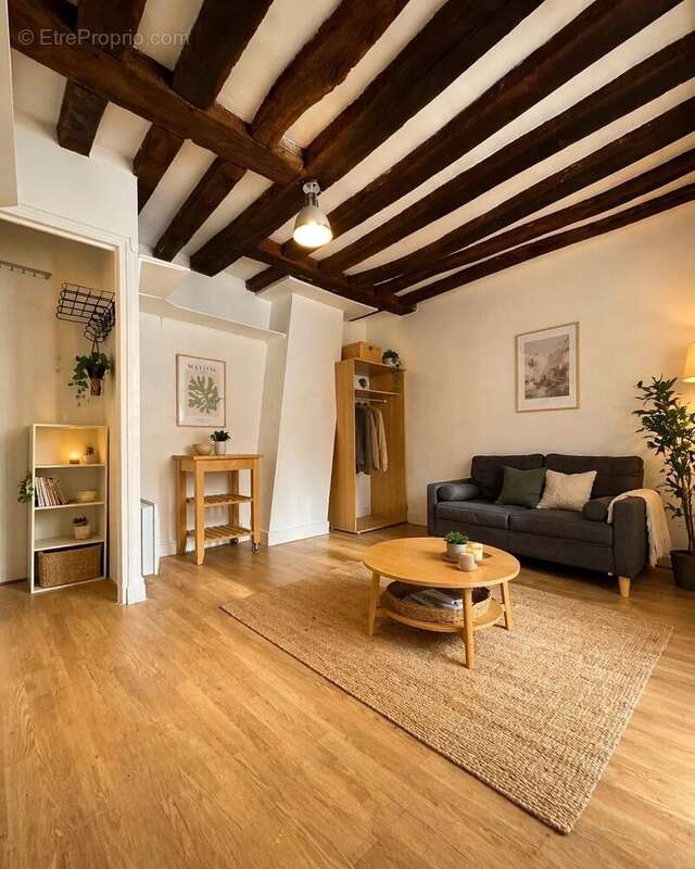Appartement à PARIS-4E
