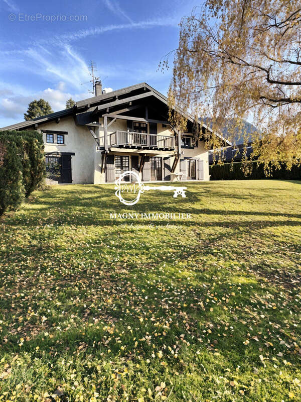 Maison à SAINT-PIERRE-EN-FAUCIGNY